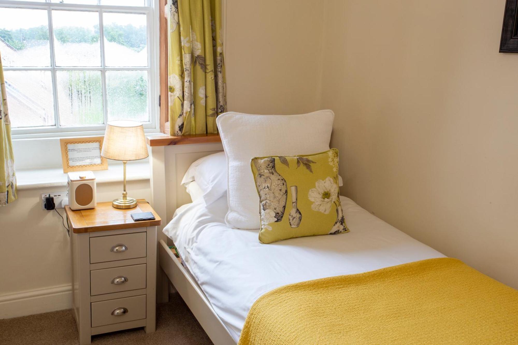Market Cross Guest House Belford Luaran gambar
